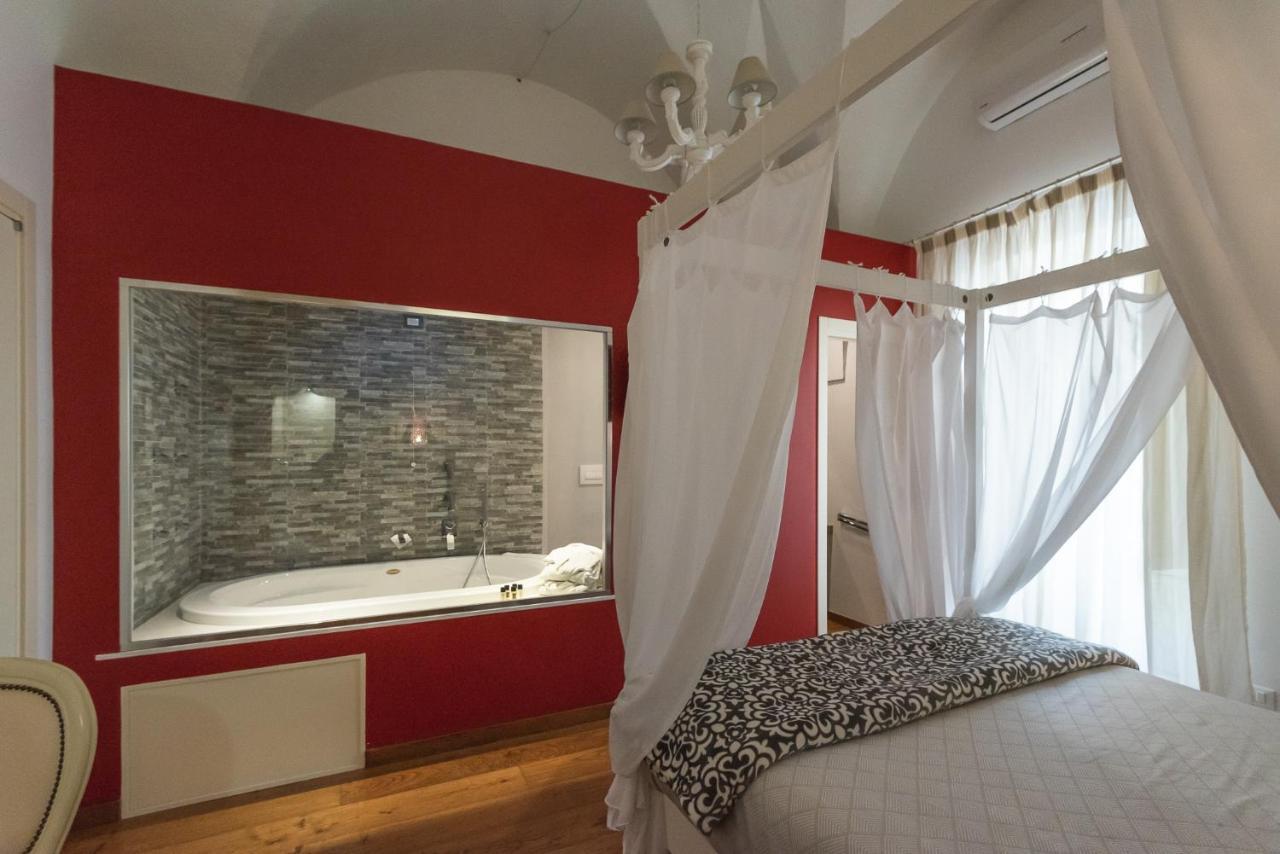 Le Nicchie luxury rooms Lecce Extérieur photo