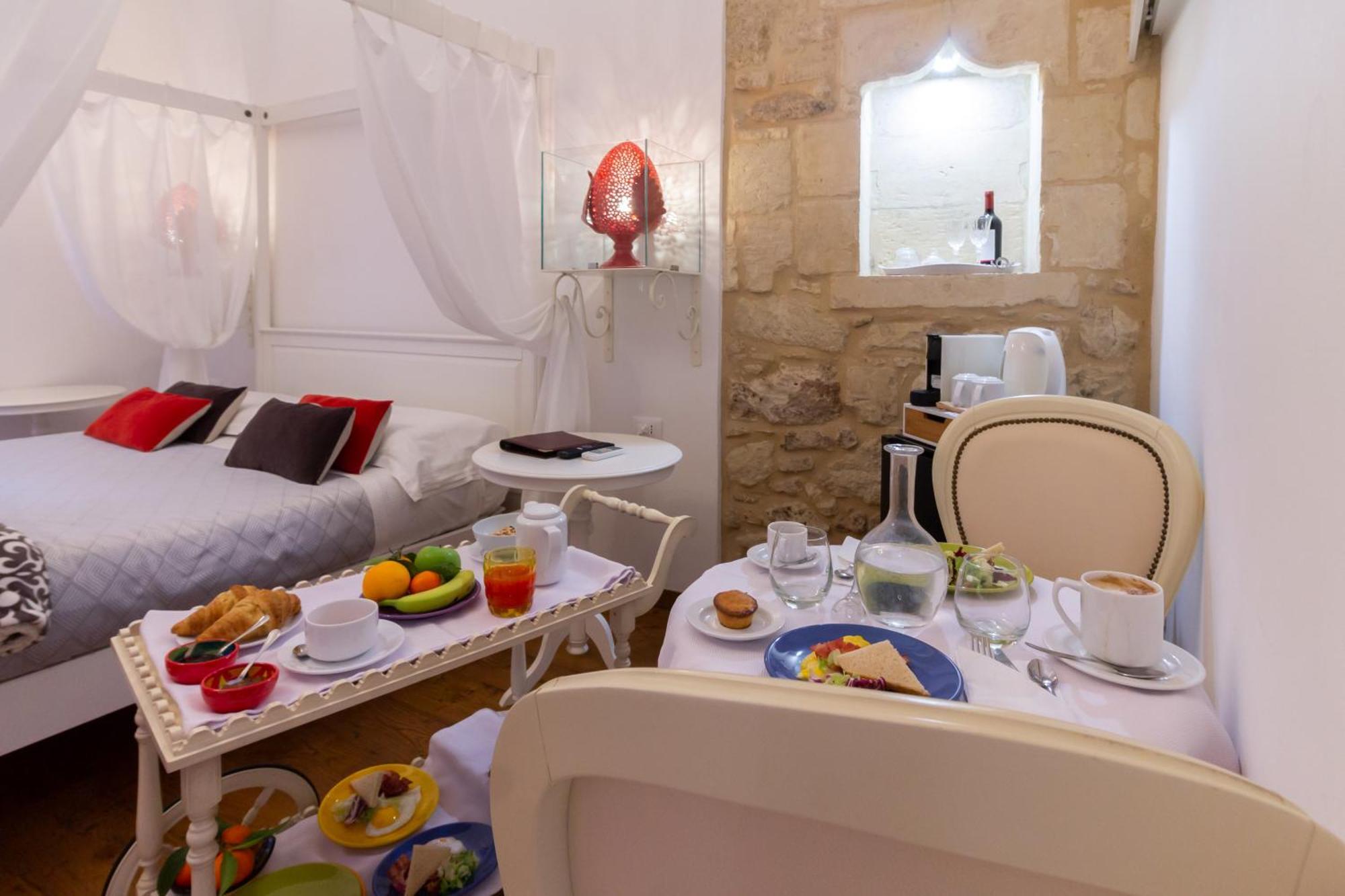 Le Nicchie luxury rooms Lecce Extérieur photo